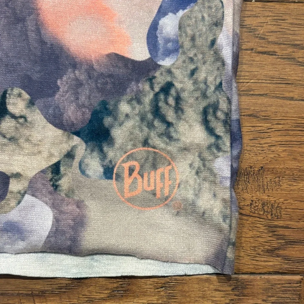 Buff Women’s Balaclava NWOT